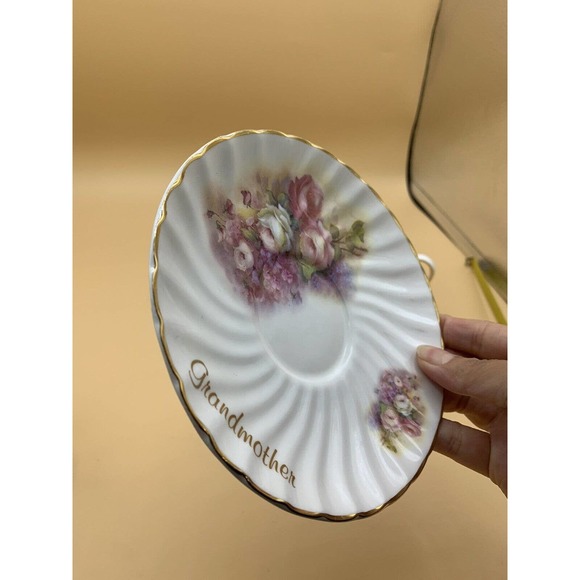 Royal Patrician Fine Bone China Grandmother Cup & Saucer England - Picture 8 of 10